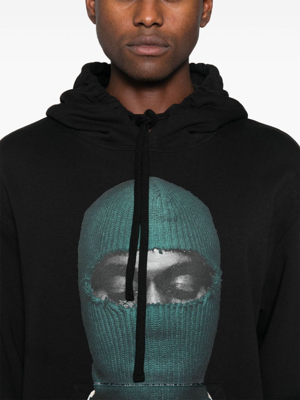 Mask sweatshirt