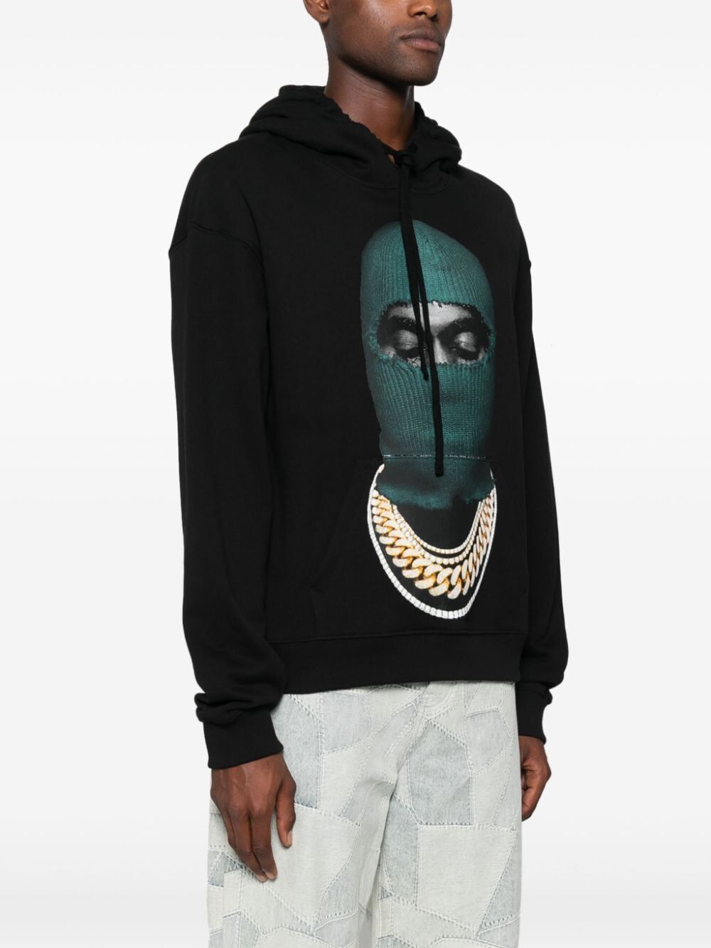 Mask sweatshirt