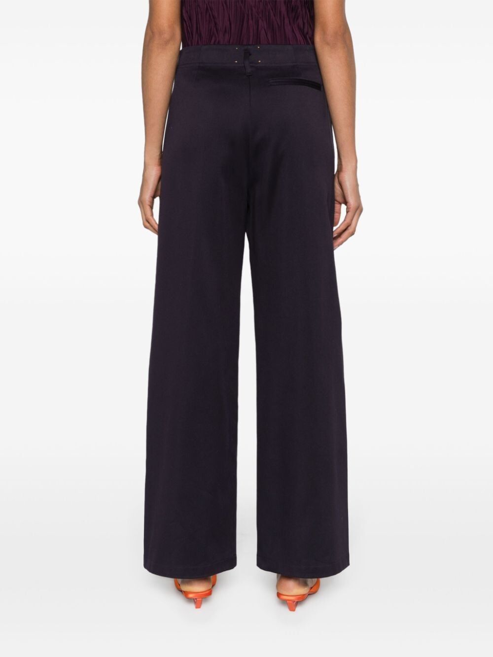 mid-rise straight-leg trousers